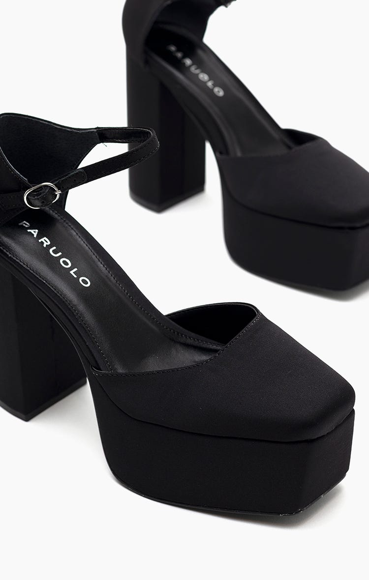 Stiletto Candle