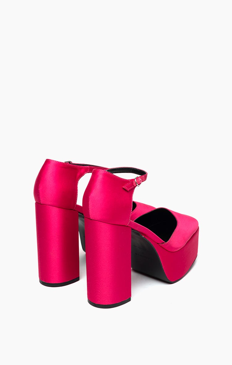 Stiletto Candle