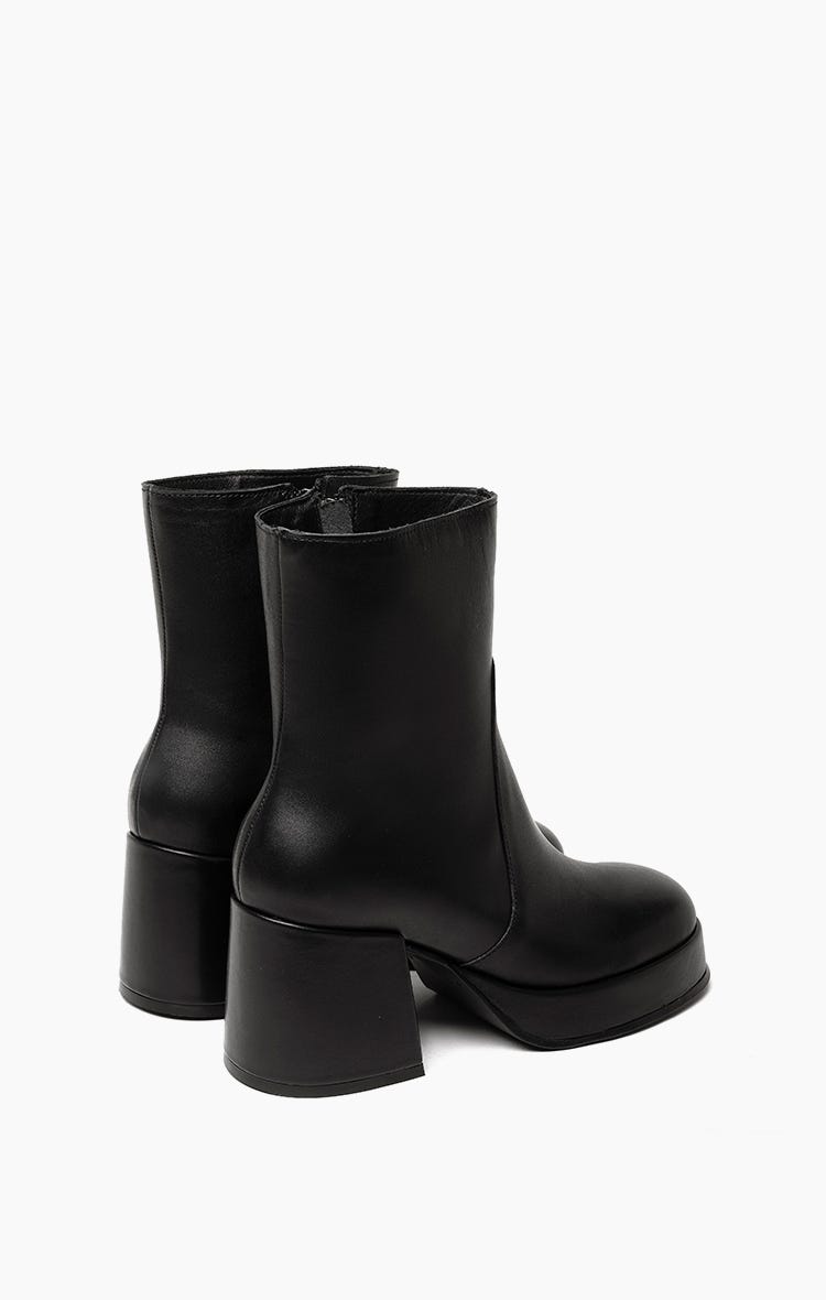 Bota Julie