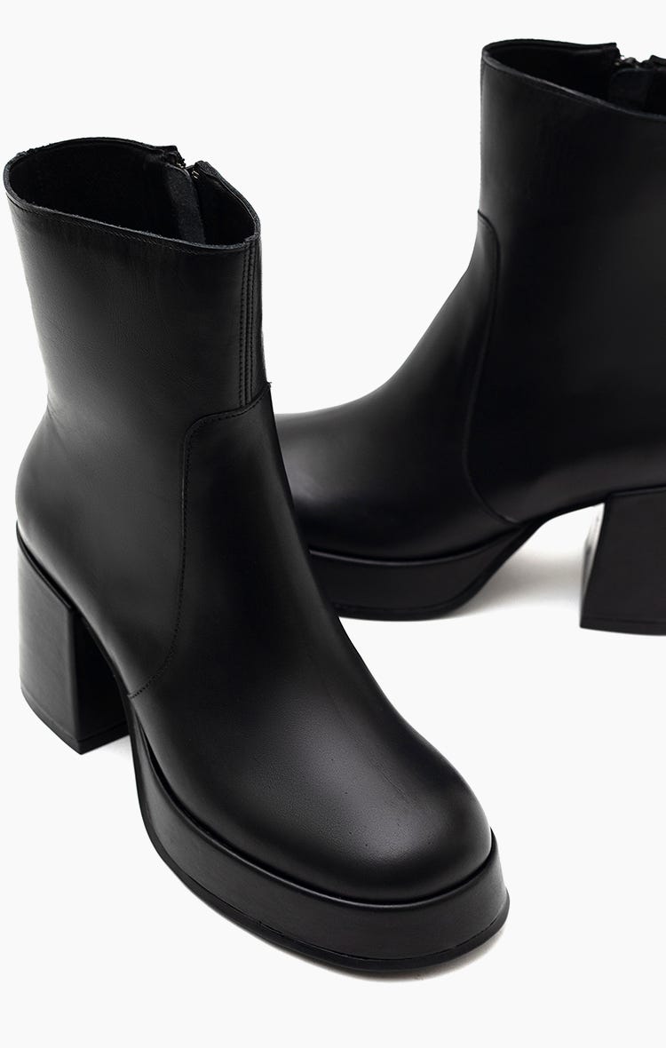 Bota Julie