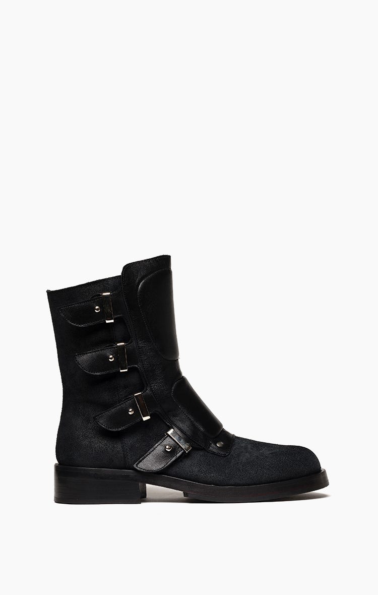 Bota Bomber