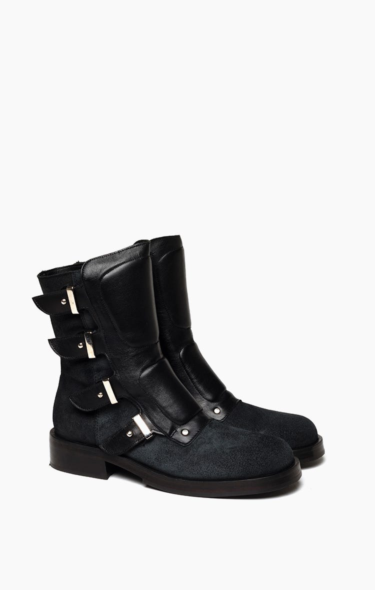 Bota Bomber