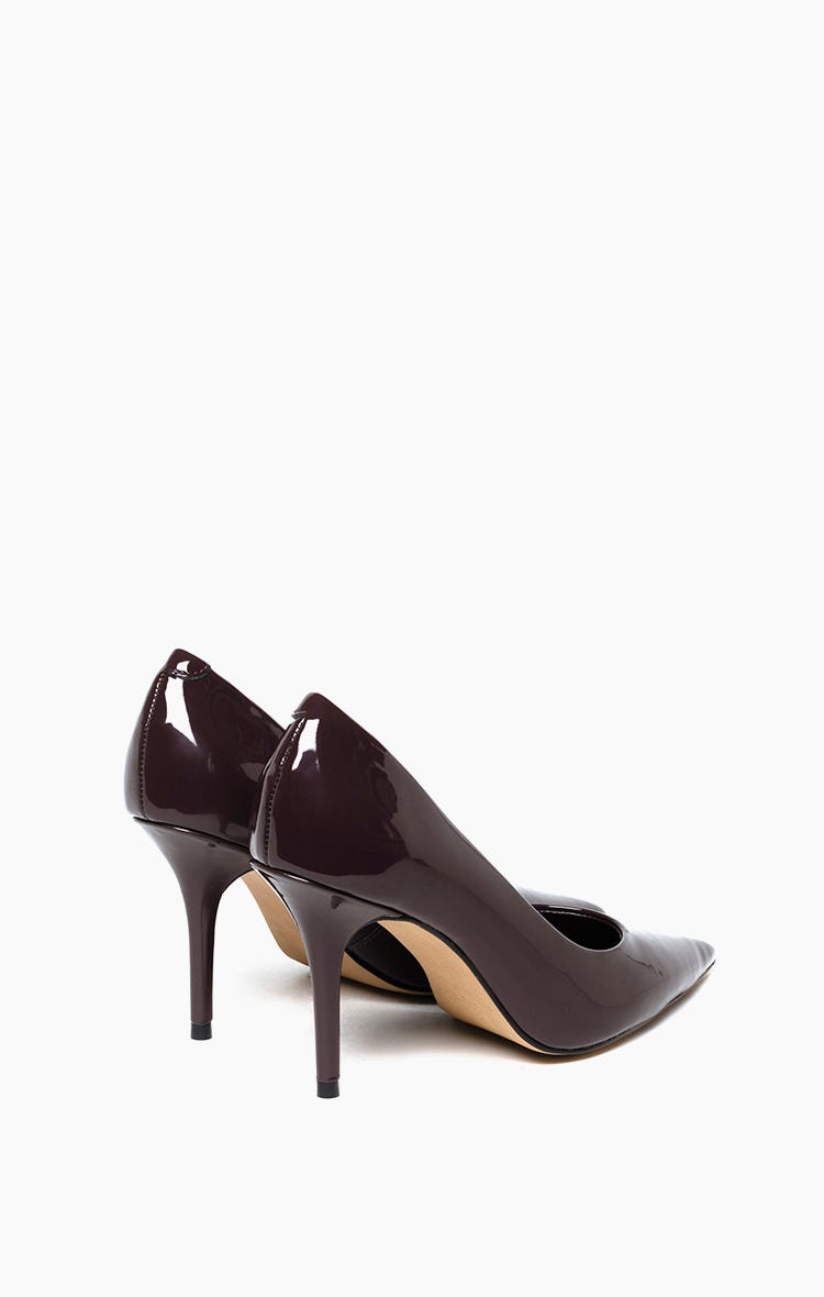 Stiletto Souci