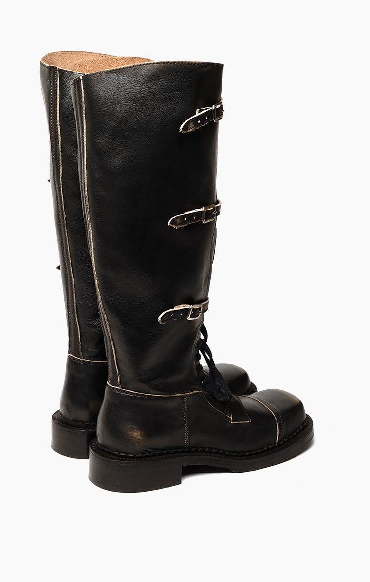 Borcego Liora