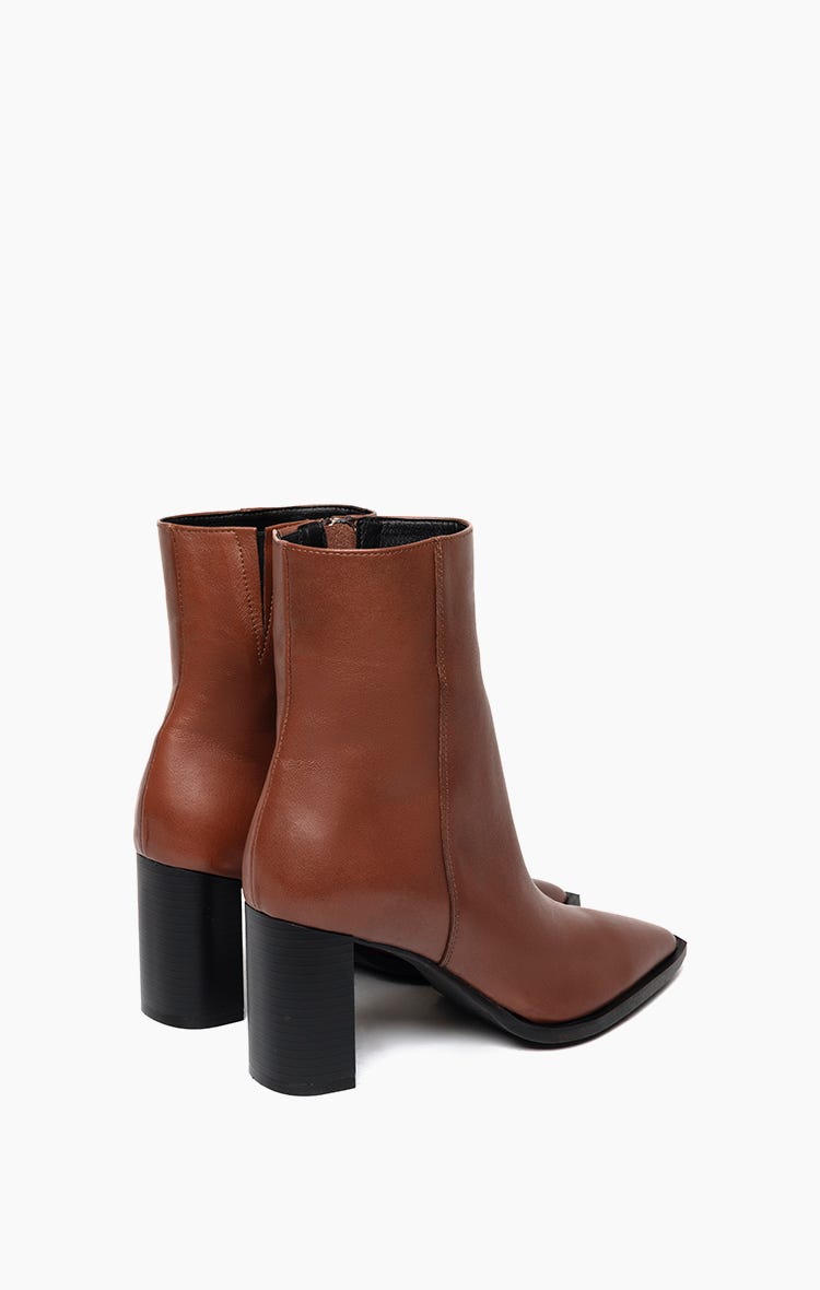 Bota Tremoille