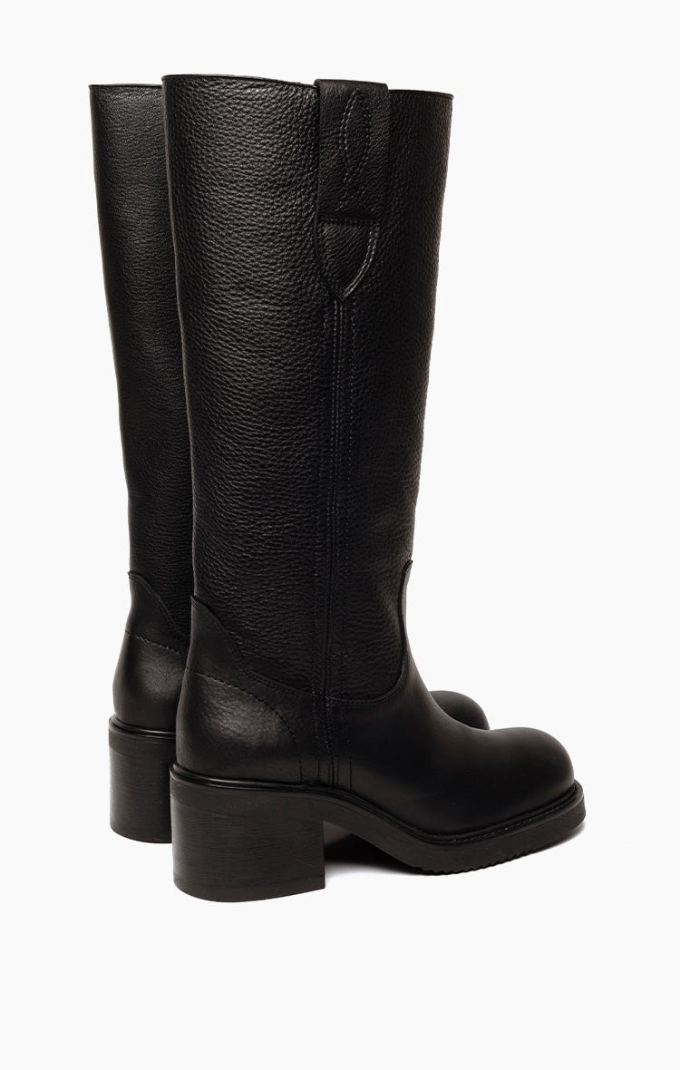 Bota Sorell