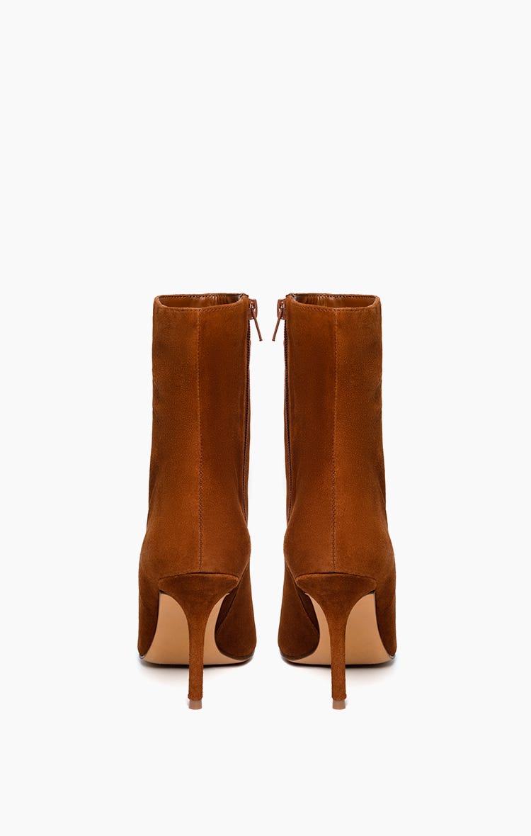Bota Fausse