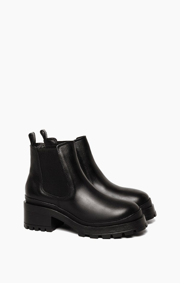 Bota Everett