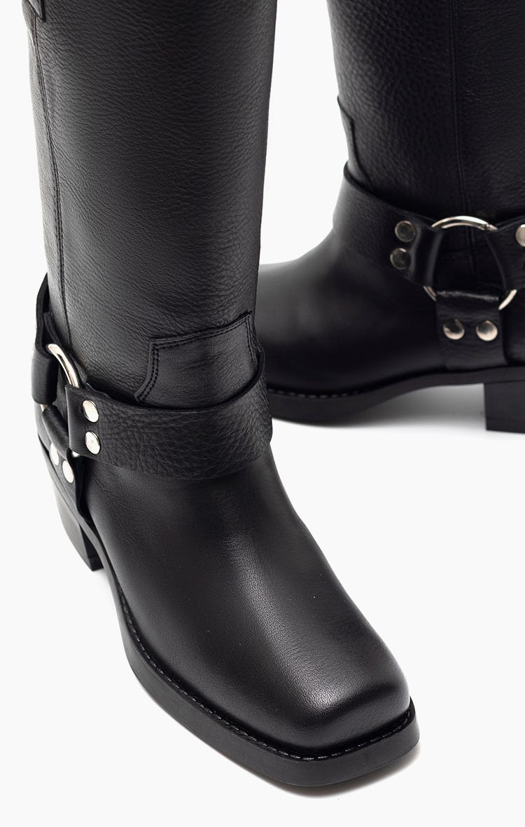 Bota Kingsley