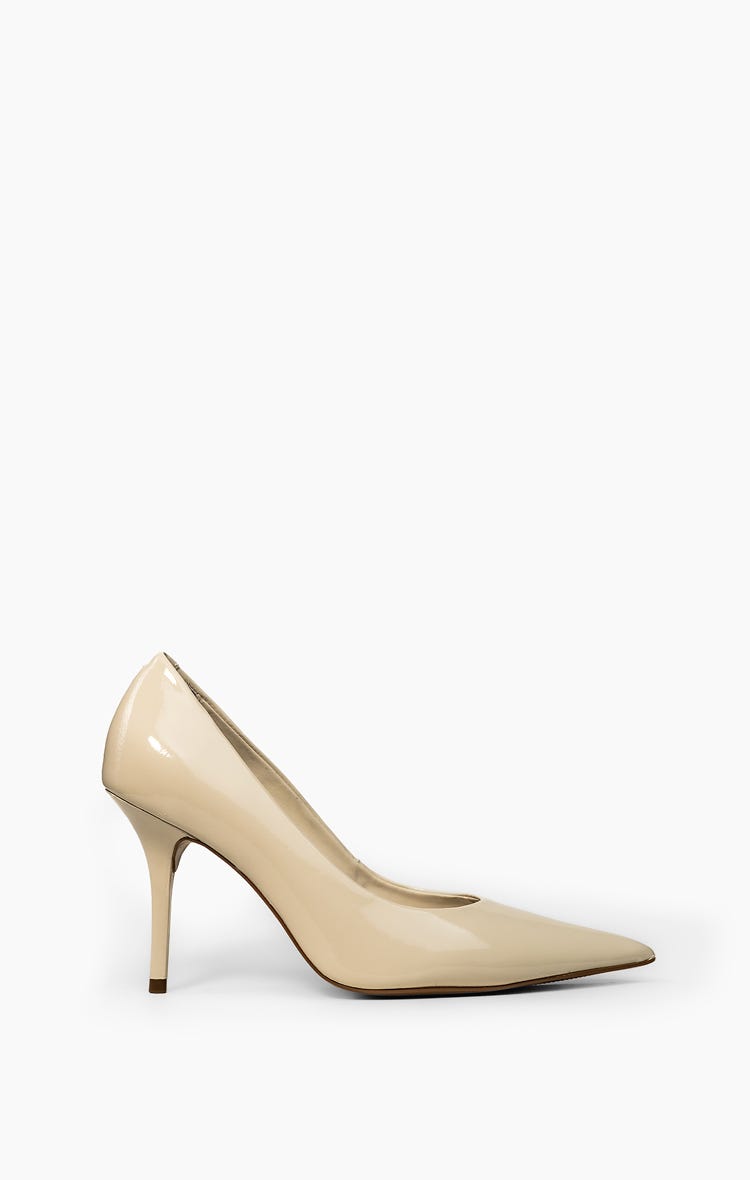 Stiletto Souci