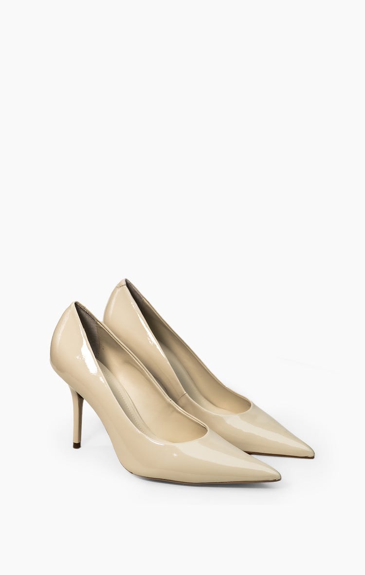 Stiletto Souci