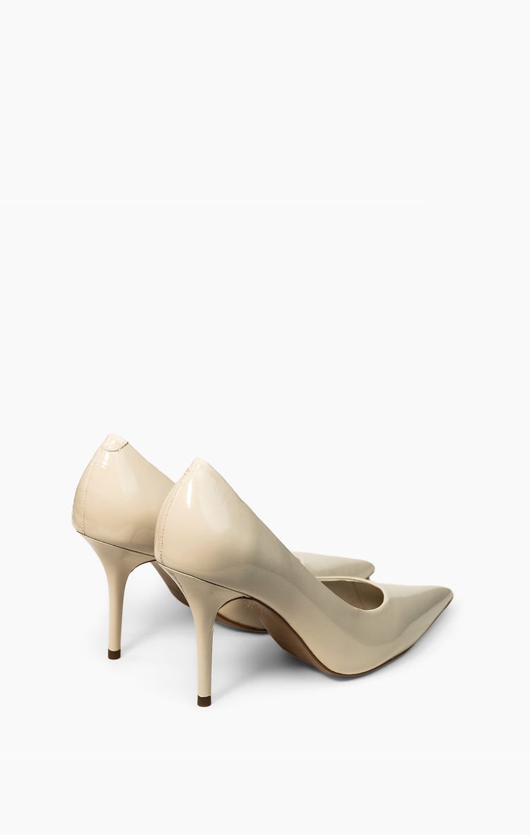 Stiletto Souci
