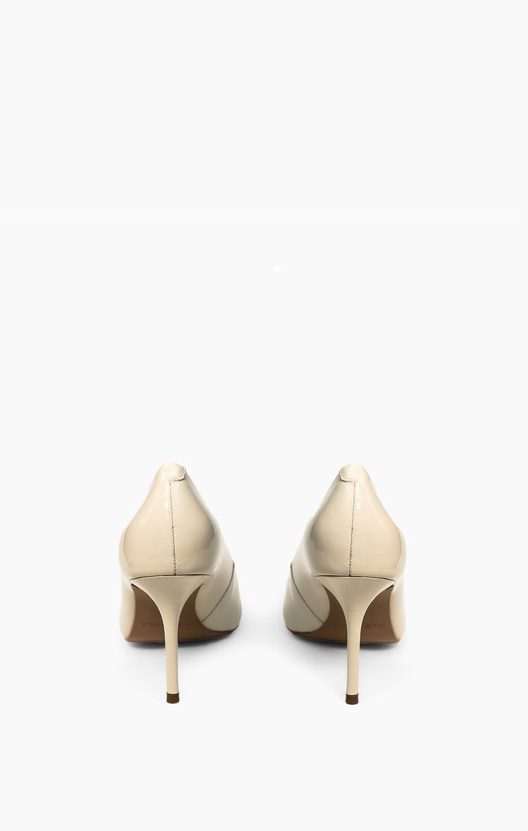 Stiletto Souci